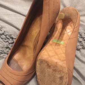 L.A.M.B. Shoes - Lamb peep toe neural shoes L.A.M.B. Shoes - Lamb peep toe neural shoes